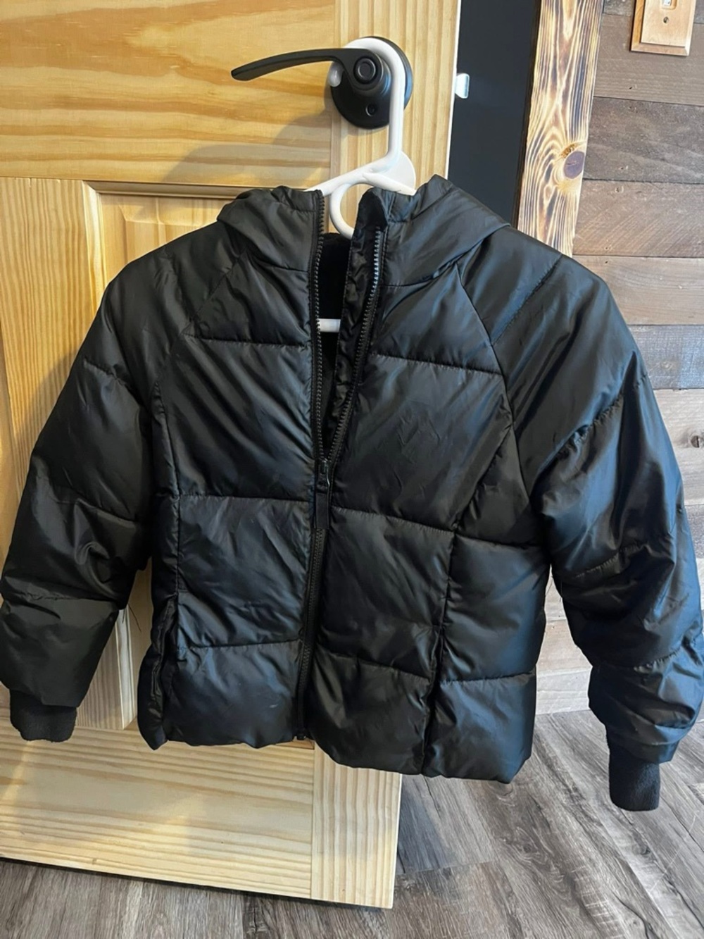 Swiss Tech Kids Black Hooded Puffer Jacket